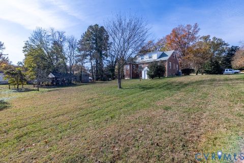 Tiny photo for 106 Courthouse Road, Blackstone, VA 23824 (MLS # 2530608)