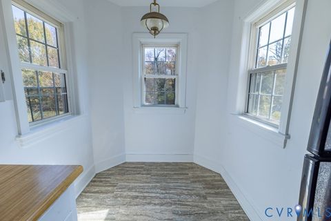 Tiny photo for 106 Courthouse Road, Blackstone, VA 23824 (MLS # 2530608)