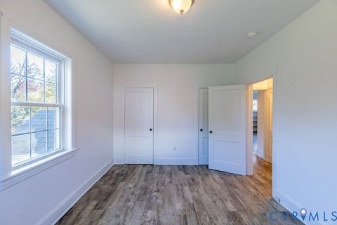 Tiny photo for 106 Courthouse Road, Blackstone, VA 23824 (MLS # 2530608)