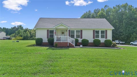 Photo of 10910 Courthouse Road, Dinwiddie, VA 23841 (MLS # 2622192)