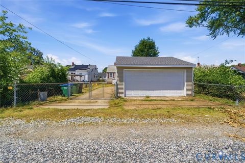 Tiny photo for 1607 N 30th Street, Richmond, VA 23223 (MLS # 2613431)