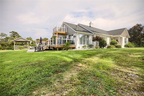 A home in Mathews