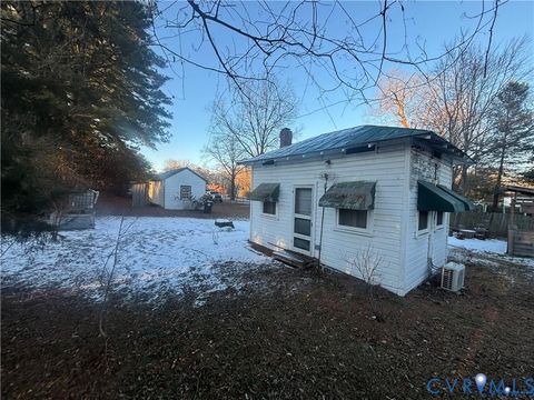 Tiny photo for 168 N County Drive, Wakefield, VA 23888 (MLS # 2611203)