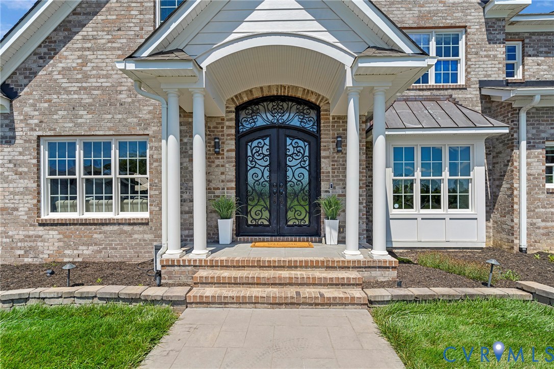 13320 Farm View Drive