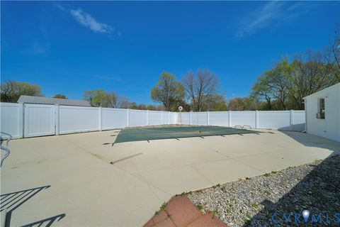 Tiny photo for 2601 Bertram Road, Richmond, VA 23224 (MLS # 2612981)
