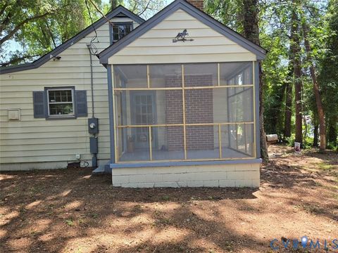 Tiny photo for 2109 Jackson Court, Petersburg, VA 23805 (MLS # 2618584)