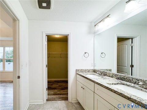 Tiny photo for 918 Hillside Avenue, Norfolk, VA 23503 (MLS # 2627301)