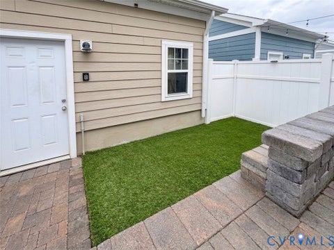 Tiny photo for 918 Hillside Avenue, Norfolk, VA 23503 (MLS # 2627301)