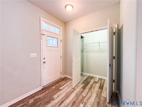 Tiny photo for 918 Hillside Avenue, Norfolk, VA 23503 (MLS # 2627301)