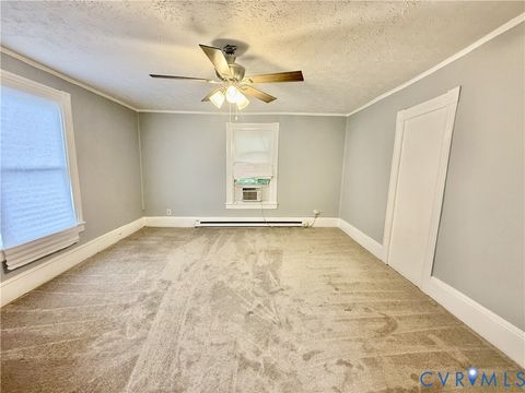 Tiny photo for 419 Park Avenue, Farmville, VA 23901 (MLS # 2614252)