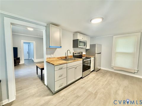 Tiny photo for 419 Park Avenue, Farmville, VA 23901 (MLS # 2614252)