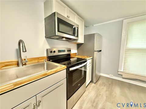 Tiny photo for 419 Park Avenue, Farmville, VA 23901 (MLS # 2614252)