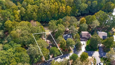 A home in North Chesterfield