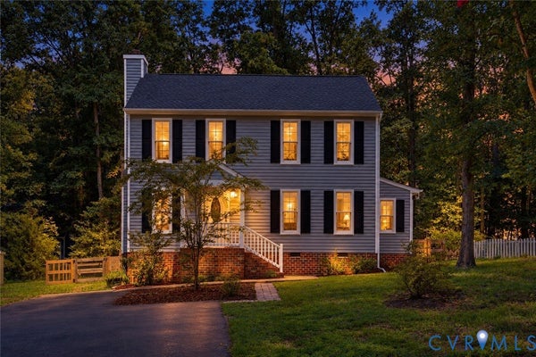 6010 MILL SPRING CT, MIDLOTHIAN, VA 23112 - Image 4e72082ed635308559bb31ec6442b98c/2263582858
