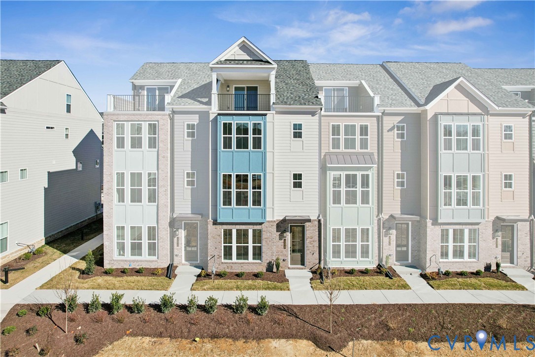 12028 Flowering Lavender Loop