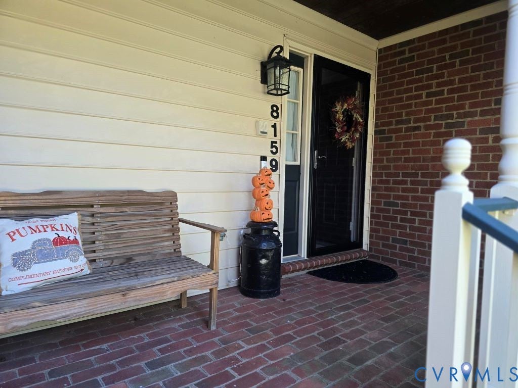 8159 Sawyer Lane