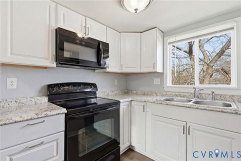 Tiny photo for 401 S 20th Avenue, Hopewell, VA 23860 (MLS # 2604546)