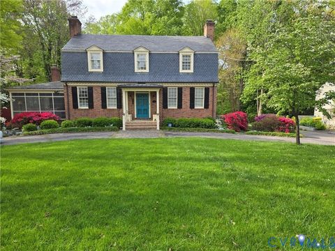 Photo of 1113 Overbrook Road, Petersburg, VA 23805 (MLS # 2603865)