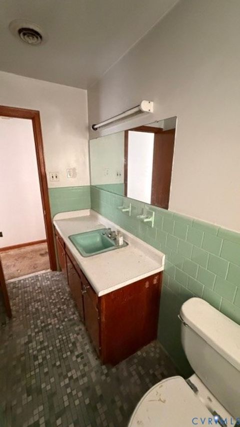 Tiny photo for 510 Old Town Drive, Colonial Heights, VA 23834 (MLS # 2618417)