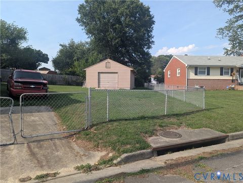 Tiny photo for 510 Old Town Drive, Colonial Heights, VA 23834 (MLS # 2618417)