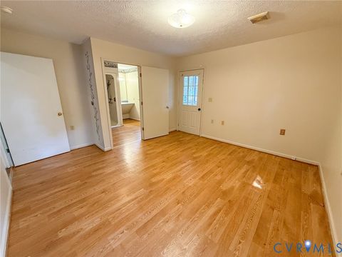 Tiny photo for 1574 W Maryland Avenue, Crewe, VA 23930 (MLS # 2604718)