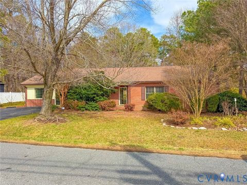 Tiny photo for 1574 W Maryland Avenue, Crewe, VA 23930 (MLS # 2604718)