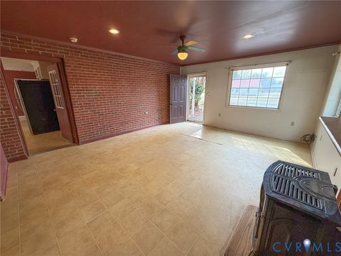 Tiny photo for 1574 W Maryland Avenue, Crewe, VA 23930 (MLS # 2604718)