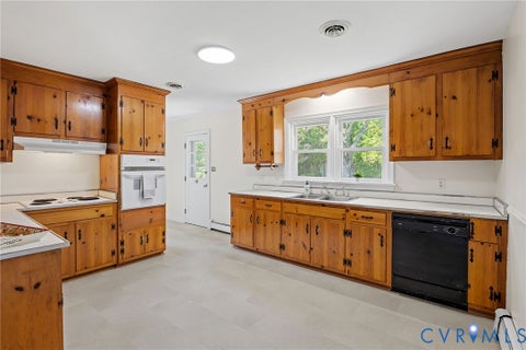 Tiny photo for 9151 Atlee Road, Mechanicsville, VA 23116 (MLS # 2624061)