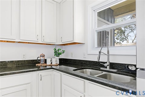 Tiny photo for 1026 Kinney Street, Richmond, VA 23220 (MLS # 2627183)