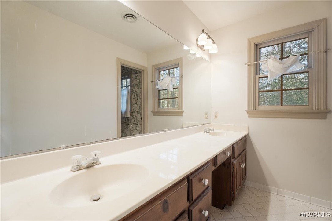 The Colonies At Wilde Lake, Virginia 23233, United States, 4 Bedrooms Bedrooms, ,3 BathroomsBathrooms,Residential,Active,1299