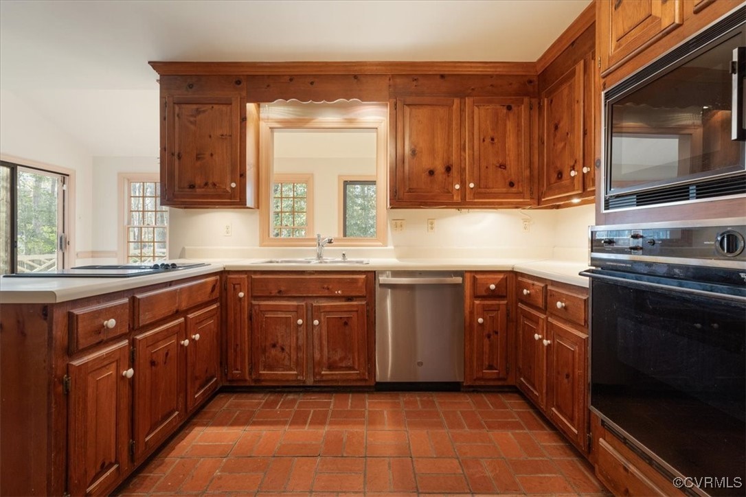 The Colonies At Wilde Lake, Virginia 23233, United States, 4 Bedrooms Bedrooms, ,3 BathroomsBathrooms,Residential,Active,1299