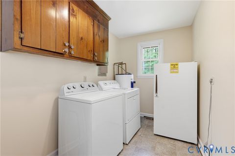Tiny photo for 118 Flintlock Drive, Colonial Heights, VA 23834 (MLS # 2610115)