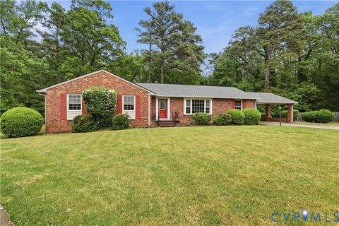 Tiny photo for 118 Flintlock Drive, Colonial Heights, VA 23834 (MLS # 2610115)