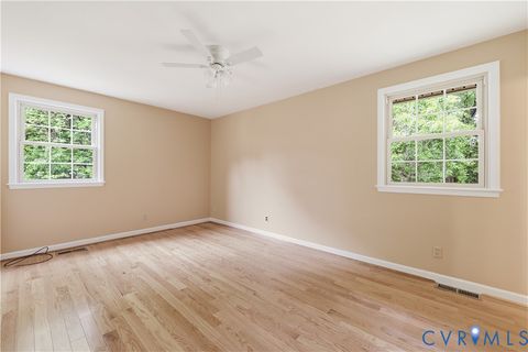 Tiny photo for 118 Flintlock Drive, Colonial Heights, VA 23834 (MLS # 2610115)