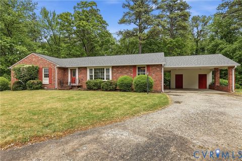 Tiny photo for 118 Flintlock Drive, Colonial Heights, VA 23834 (MLS # 2610115)