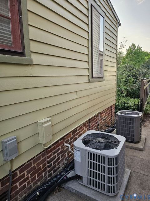 Tiny photo for 533 High Street, Petersburg, VA 23803 (MLS # 2610219)