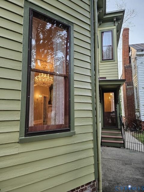 Tiny photo for 533 High Street, Petersburg, VA 23803 (MLS # 2610219)