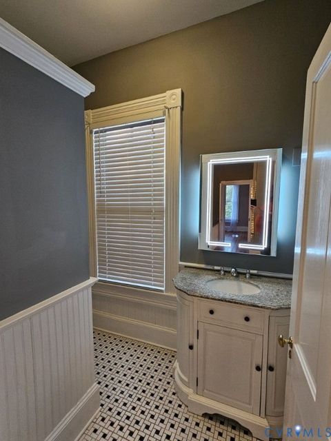 Tiny photo for 533 High Street, Petersburg, VA 23803 (MLS # 2610219)