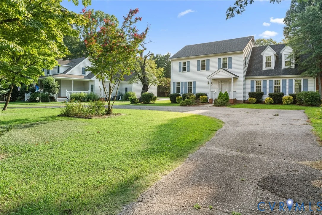 1760 Gloucester Road, Gloucester Point, VA, 23062