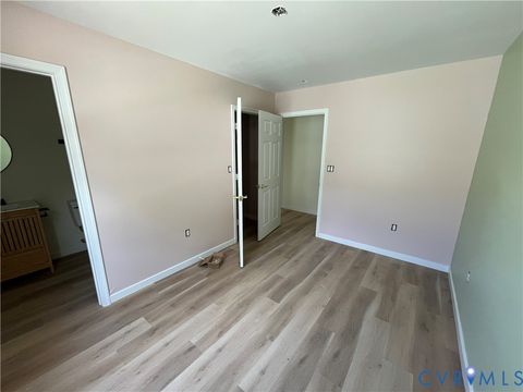 Tiny photo for 617 Cameron Street, Petersburg, VA 23803 (MLS # 2617344)