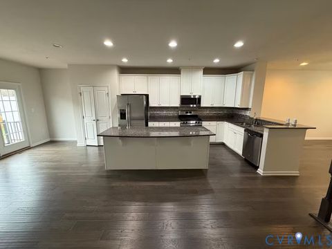 Photo of 11955 shire view Way, Glen Allen, VA 23233 (MLS # 2611375)