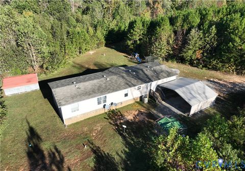Tiny photo for 7156 Double Bridges Road, Victoria, VA 23974 (MLS # 2529250)
