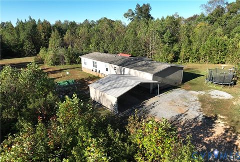 Tiny photo for 7156 Double Bridges Road, Victoria, VA 23974 (MLS # 2529250)