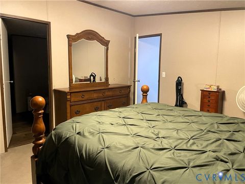 Tiny photo for 7156 Double Bridges Road, Victoria, VA 23974 (MLS # 2529250)