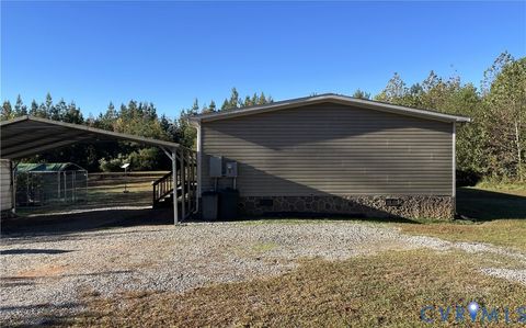 Tiny photo for 7156 Double Bridges Road, Victoria, VA 23974 (MLS # 2529250)