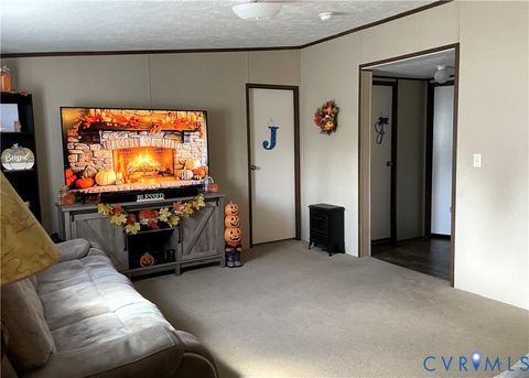 Tiny photo for 7156 Double Bridges Road, Victoria, VA 23974 (MLS # 2529250)