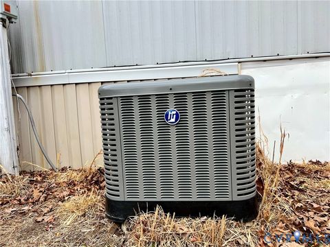 Tiny photo for 846 Mechanic Drive, Dolphin, VA 23843 (MLS # 2603892)