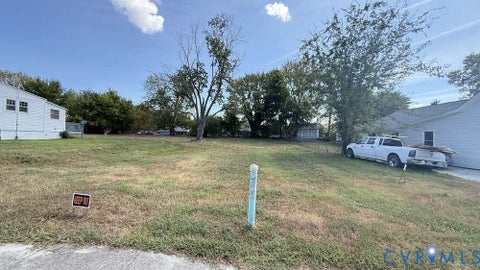Tiny photo for 69 Glen Oak Drive, Danville, VA 24541 (MLS # 2625085)