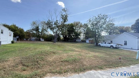 Photo of 69 Glen Oak Drive, Danville, VA 24541 (MLS # 2625085)