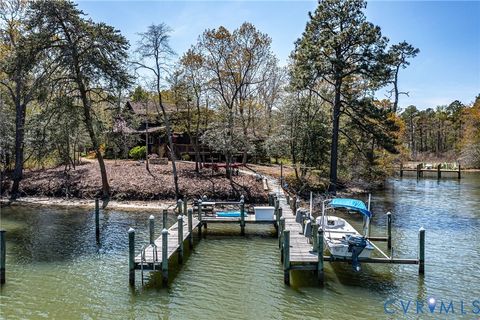 Tiny photo for 176 Baypointe Court Ct, Reedville, VA 22539 (MLS # 2609019)